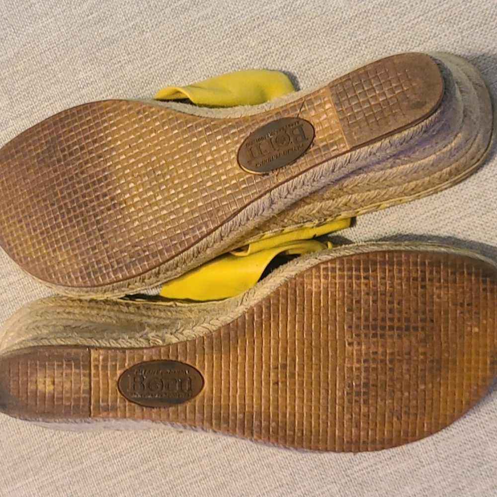 Born Lime Green Yellow Knot Leather 3 Inch Wedge Thong Sandals Size 9 - Picture 12 of 16